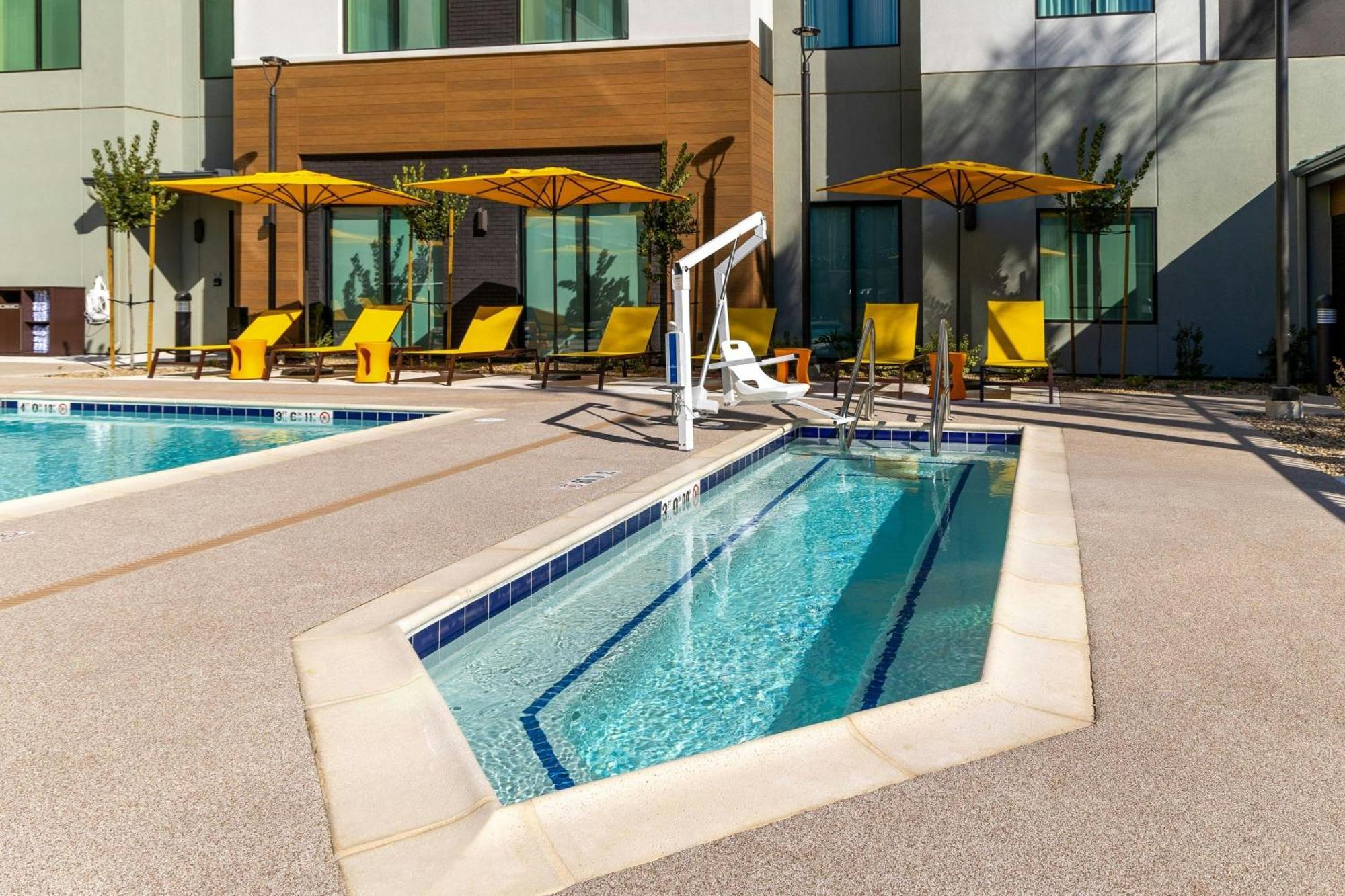 Residence Inn By Marriott Anaheim 布雷亚 外观 照片